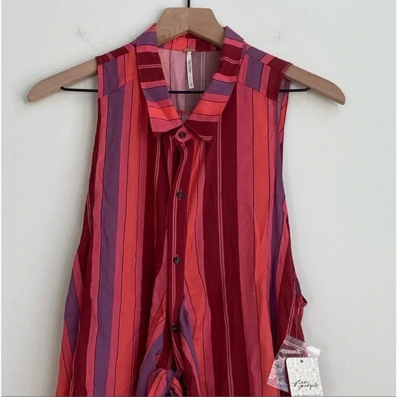 NWT Free People Mackenzie Wrap Button-Up Sleeveless Top
Floral Combo OB1314283 - Picture 4 of 12